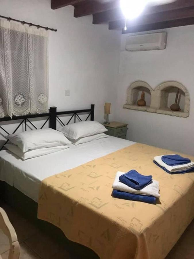Loxandra Inn Катикас Екстериор снимка