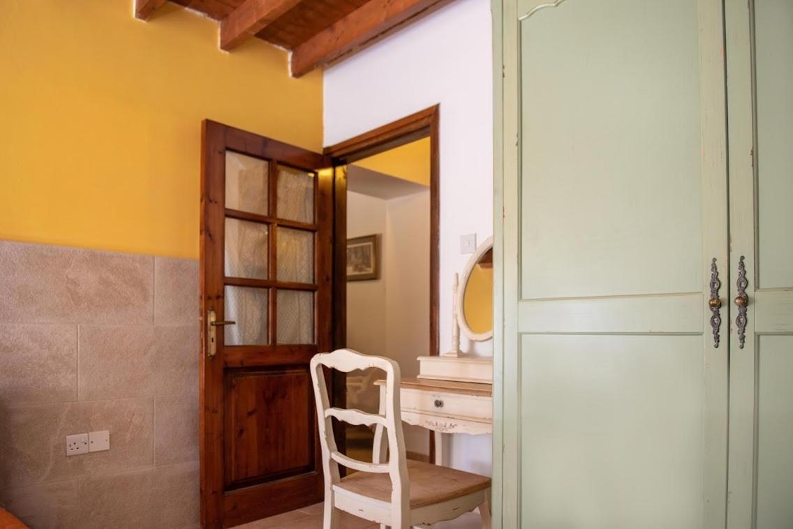 Loxandra Inn Катикас Екстериор снимка