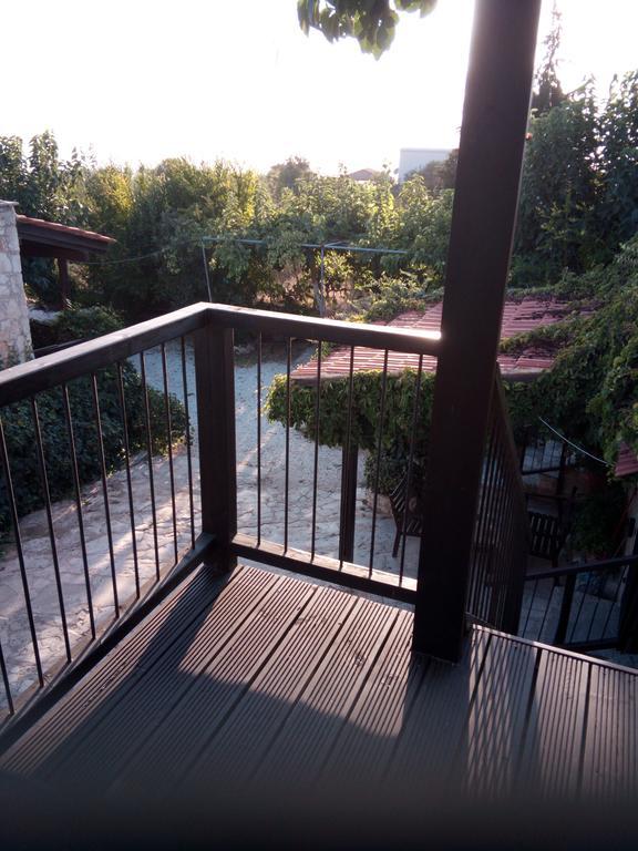 Loxandra Inn Катикас Екстериор снимка